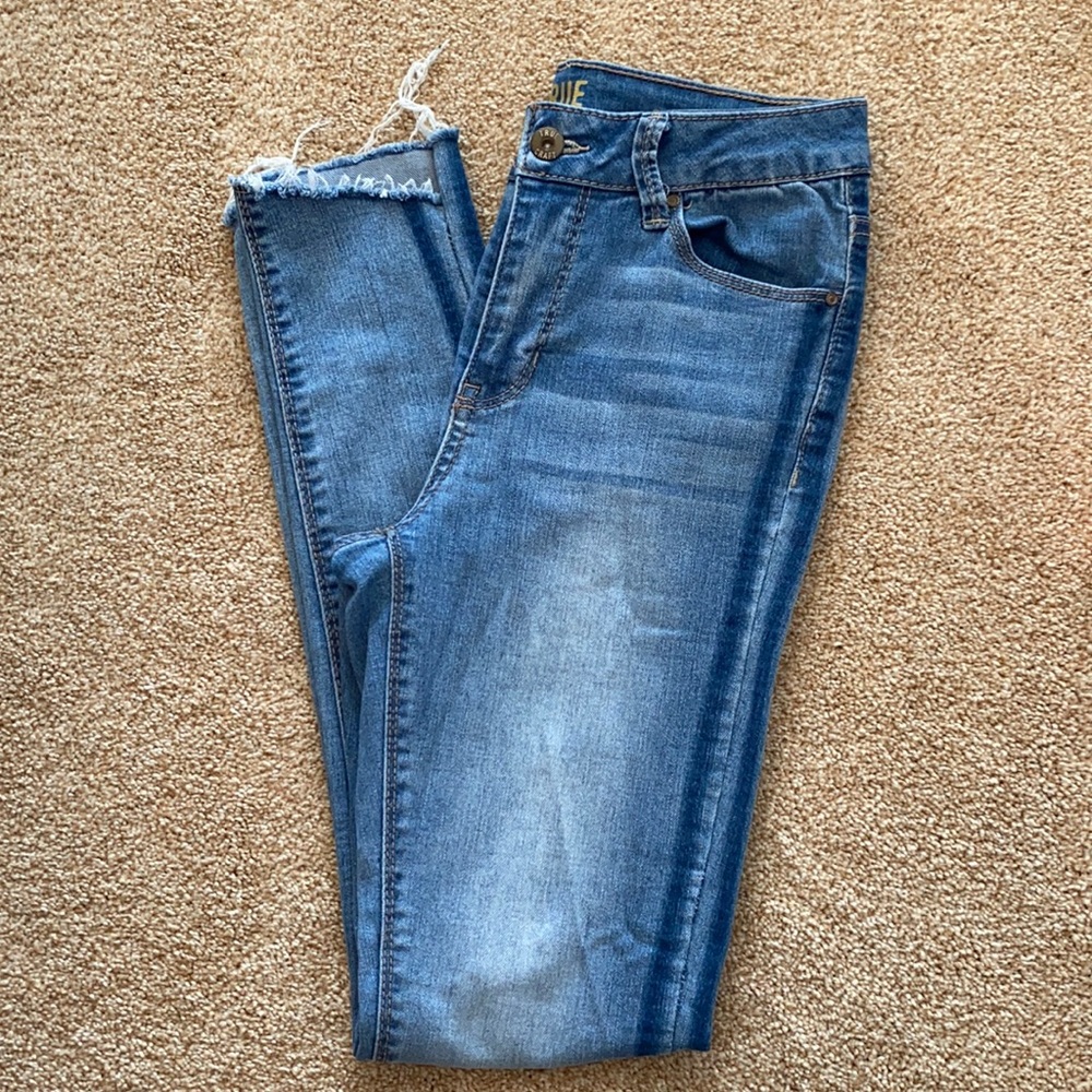 True Craft Raw-hem Skinny Jeans EUC